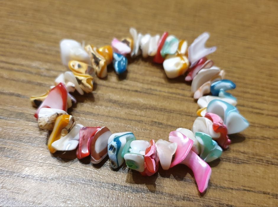 Bransoletka kolorowa na gumce