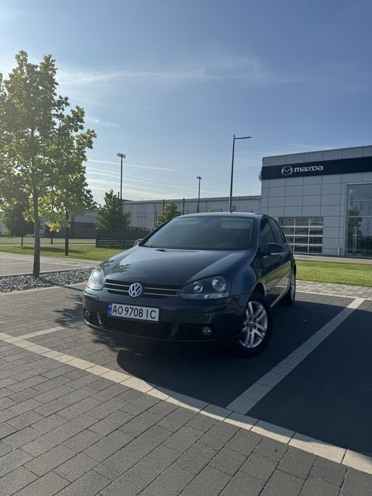 Volkswagen golf 5