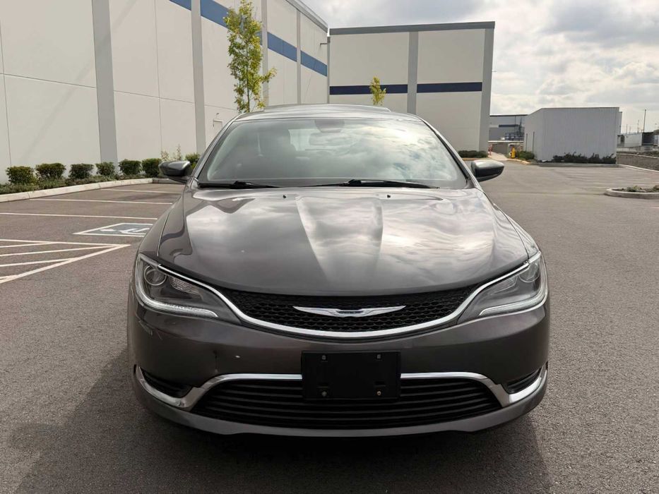 Chrysler 200 S      2015