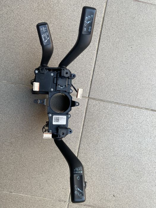 Підрулювий перемикач пасат б6