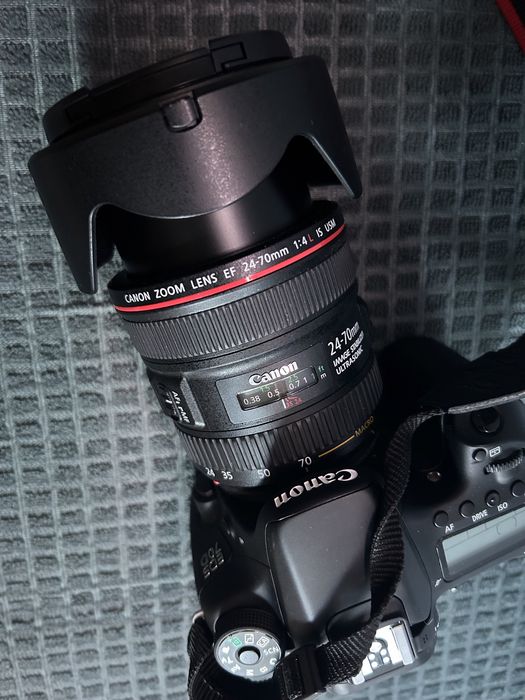 Aparat Canon EOS70D / EF 24–70 mm f/4L jak nowy