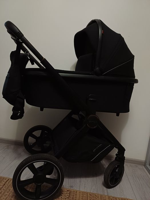 Продам коляску Carrello Ultimo