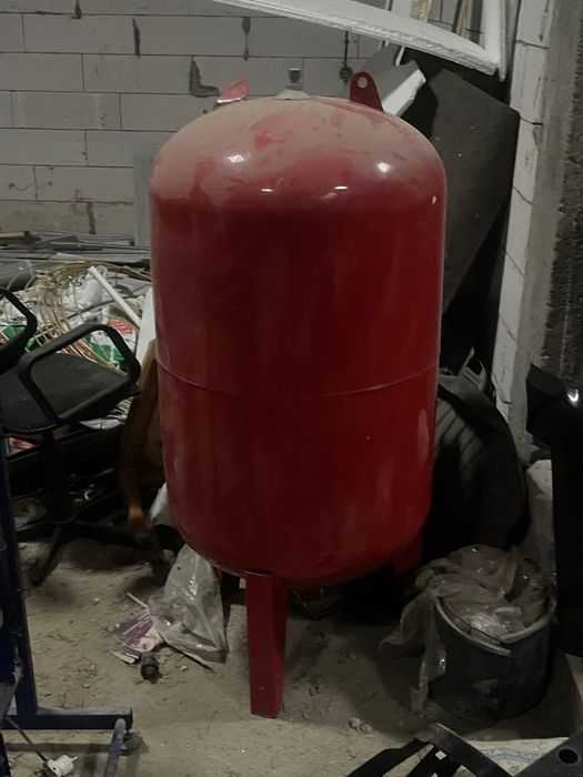 Розширювальний бак MAXIVAREM LS 300літрів