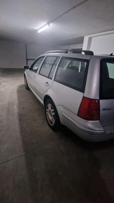 Volkswagen golf variant