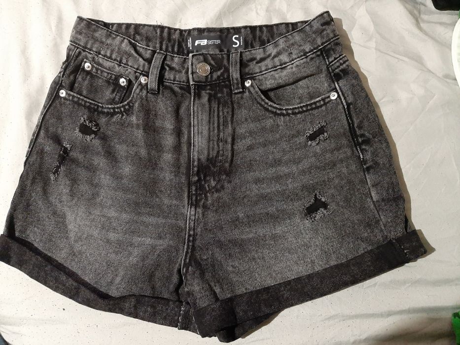 Damskie szorty jeansowe marki FS Sister