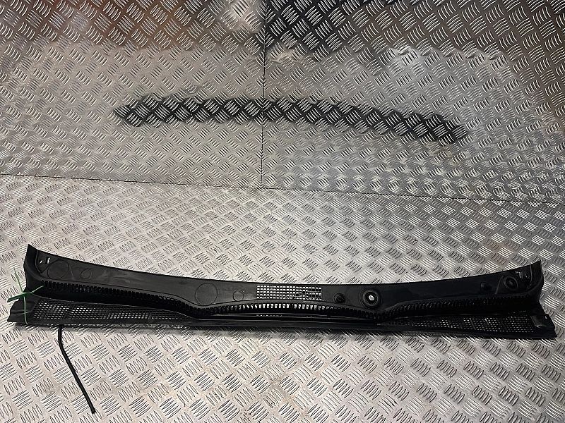 Podszybie Renault Megane V 5 E-Tech R