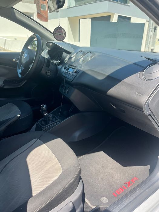 SEAT Ibiza 1.2 TDI (11/2014) – 5 Portas – Muito Económico