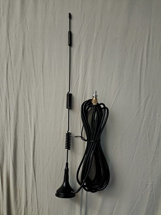 Antena zewnętrzna 4G LTE SMA / TS9 700-2700MHz 15dBi magnetyczna 3m