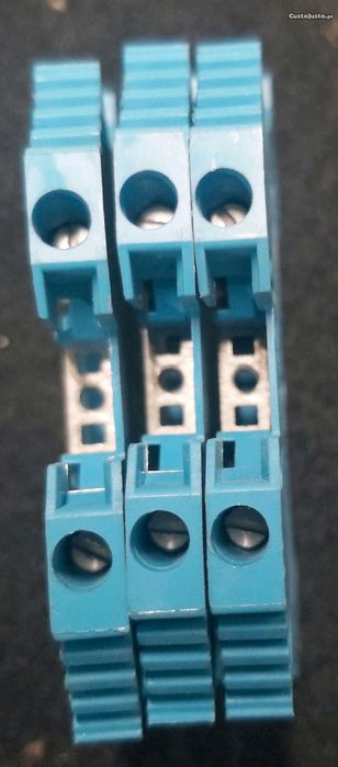 Bornes de ligação cada 0,10