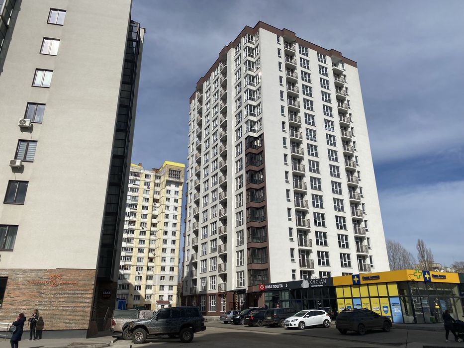 Продам 1 комн квартиру в ЖК Айсберг 2