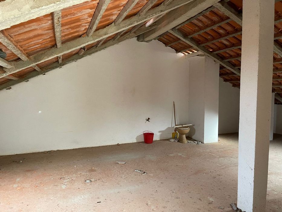 Oportunidade T2+Box no centro Ericeira