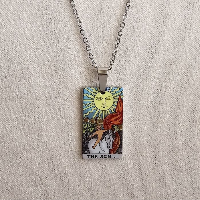 Colares Cartas de Tarot em aço inoxidável e resina