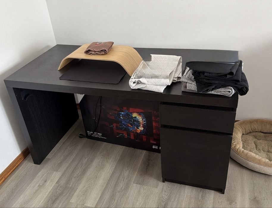 Secretária Malm preta