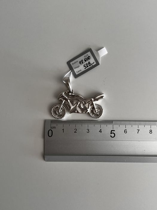 Motocykl wisiorek ze srebra próby 925