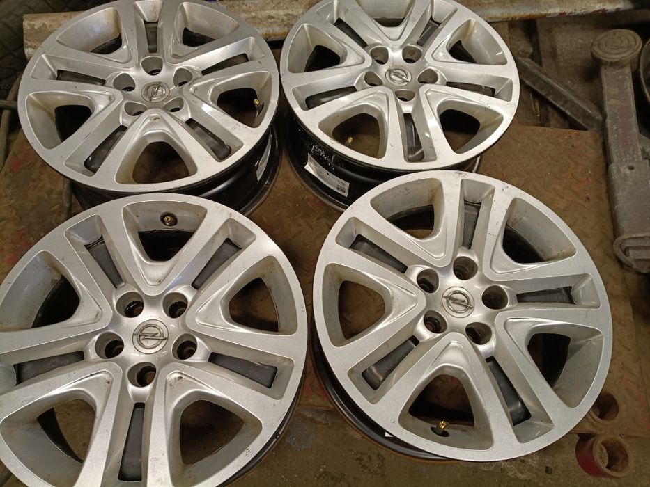 5x105  16   felgi strukturalne z czujnikami