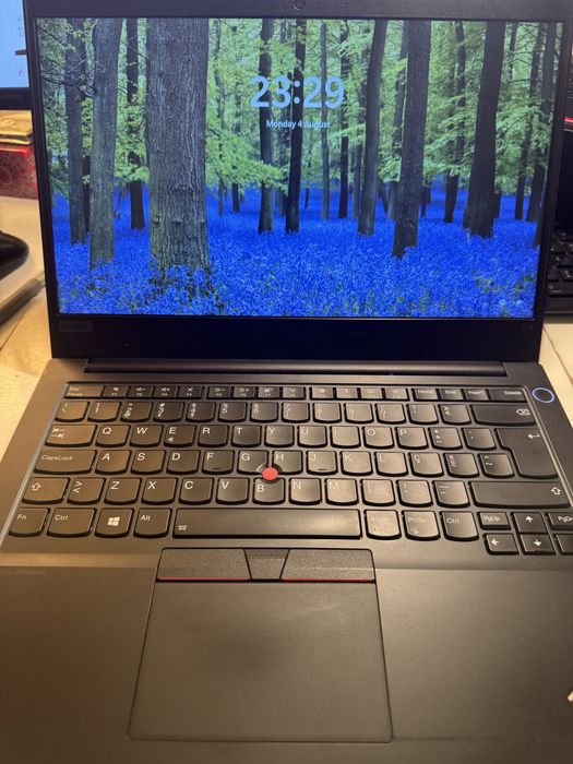 Portable Desktop Lenovo ThinkPad E1464585027007747120