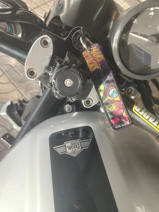 Yamaha FRZ 1000cc *ÚNICA