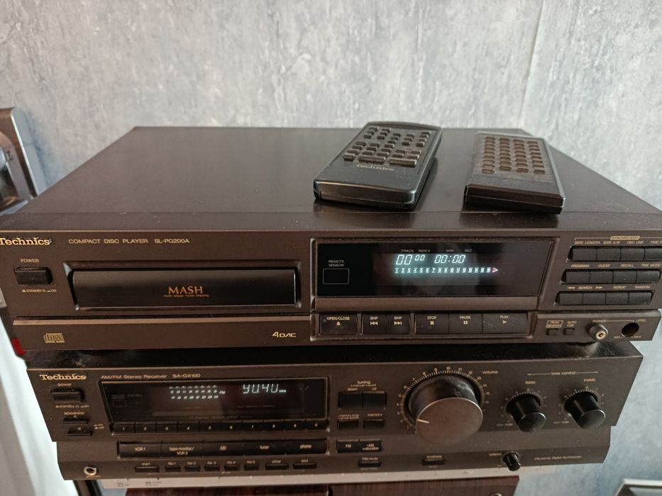 Amplituner Technics CD Technics piloty