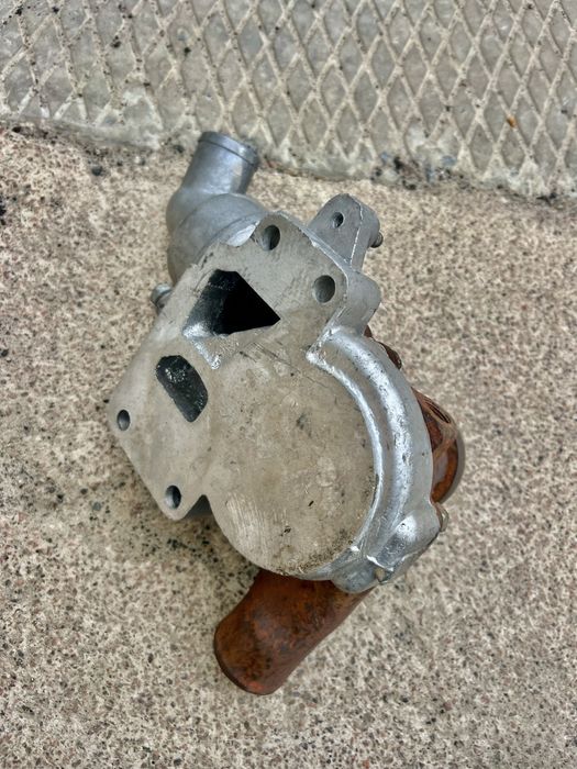 Помпа  Волга 2401 УАЗ 469 452  СССР