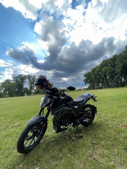 Продам або обміняю мустано ст200