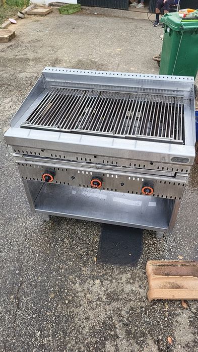 Grelhador a Gás de 3 Queimadores com Deflectores