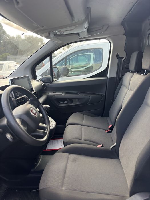 Fiat Doblo 2023 - Caixa de Frio com sistema a funcionar!