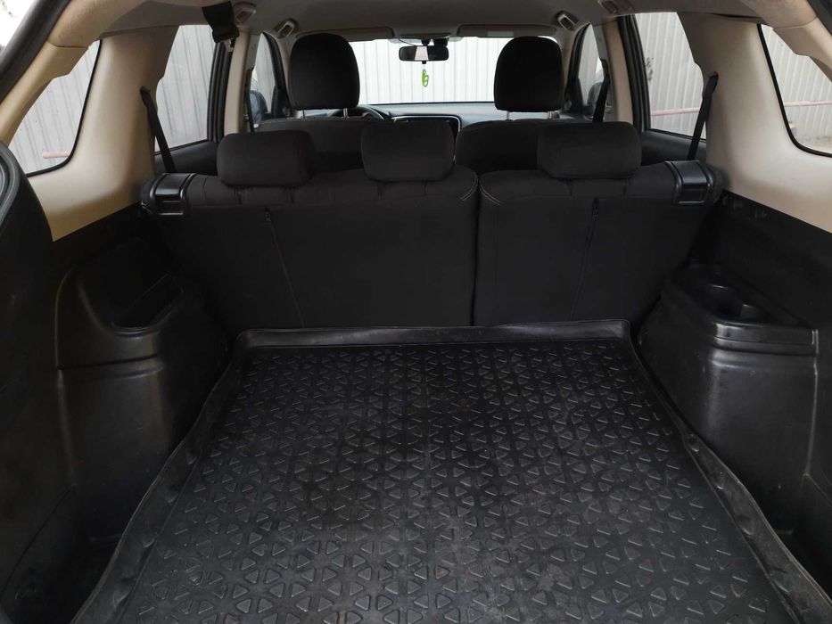 Mitsubishi Outlander 2013
