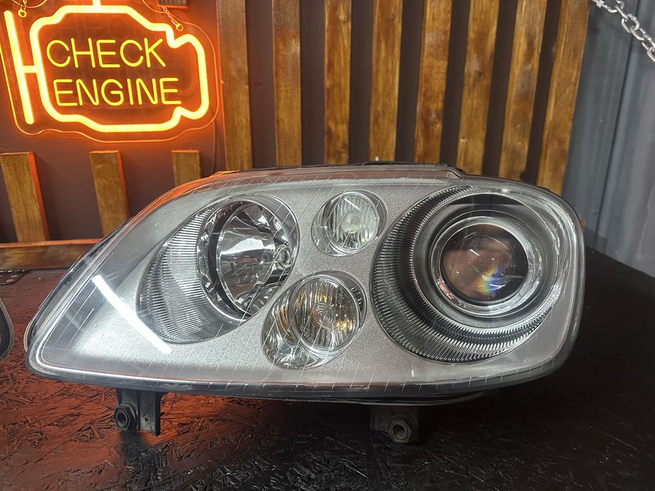 Фари Volkswagen Touran. Caddy. Bi-led