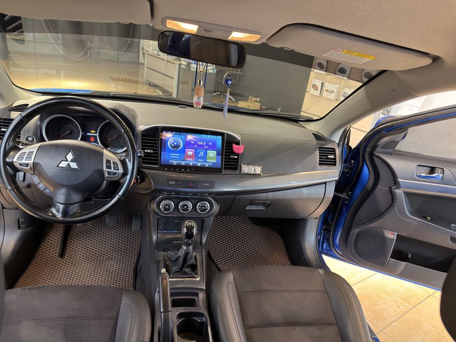 Mitsubishi Lancer X, lancer 10