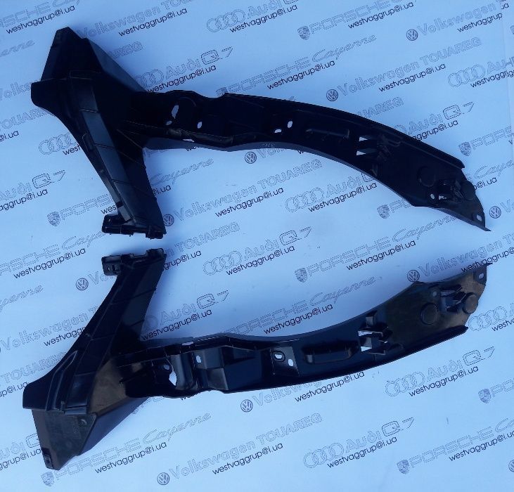 Кріплення переднього бампера 7L6807183D\7L6807184D Volkswagen Touareg