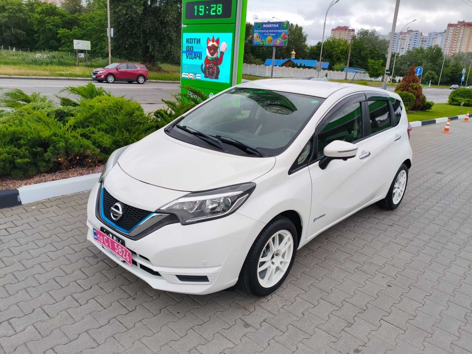 Продам Nissan Note E-Power 2018 Гібрид 3.5л.-100км.