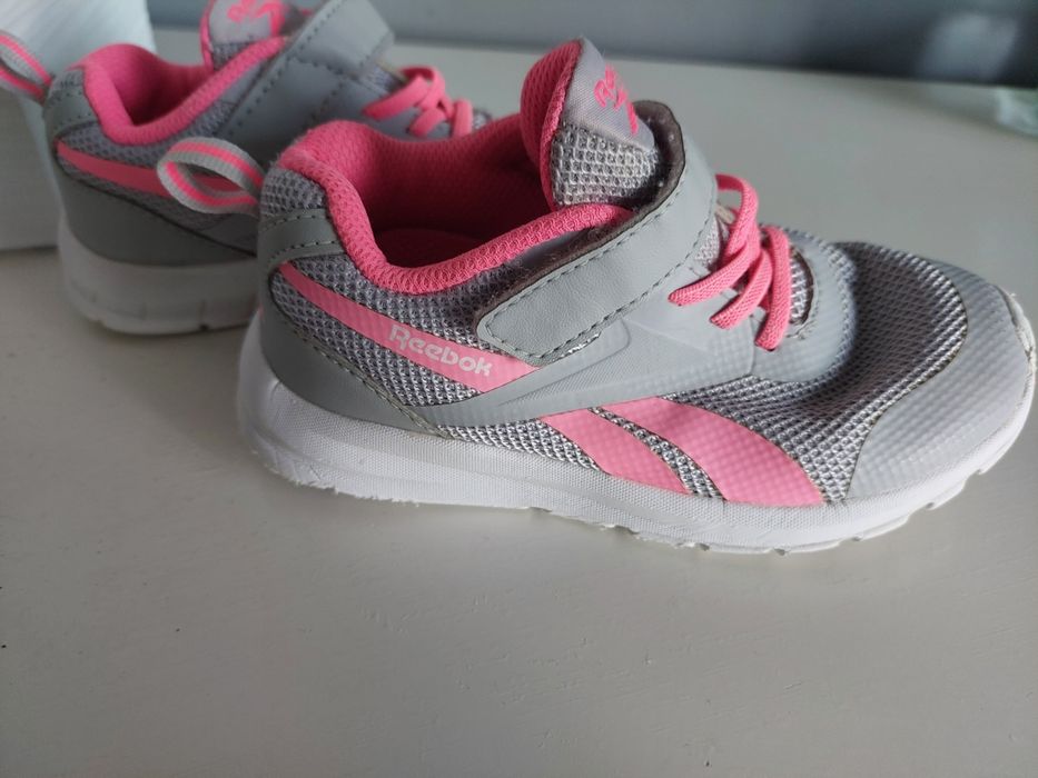 Adidasy  Reebok  dla dziewczynki  rozm 26 cm (16,5 cm )