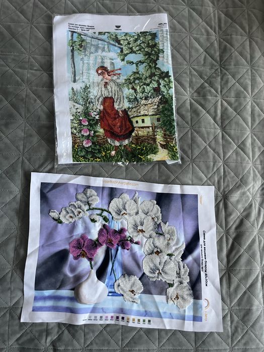 Картини з бісеру орхідея