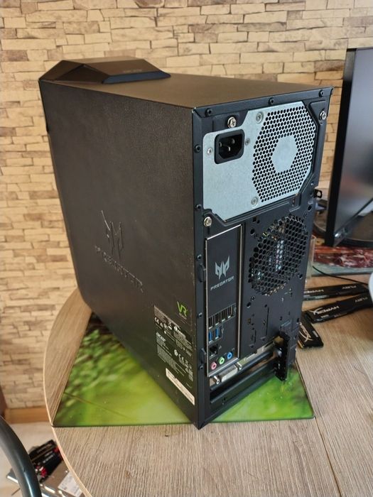 Komputer stacjonarny