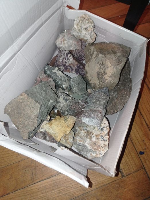 Duża kolekcja kamieni