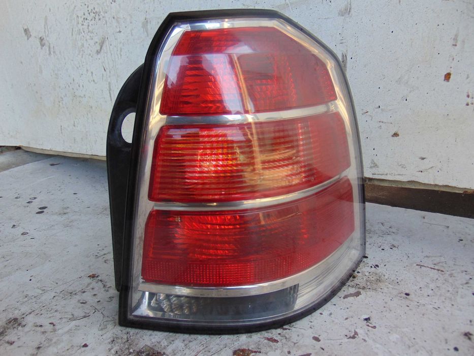 Lampa tył tylna Prawa Opel Zafira B 05-09 gwarancja