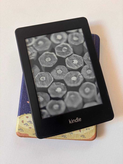 Електронна книга Amazon Kindle Paperwhite 5