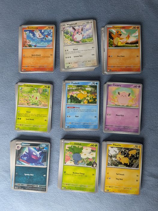 Karty Pokémon - 100 kart bez powtórek. Świecace. Specjalne. Pikachu.