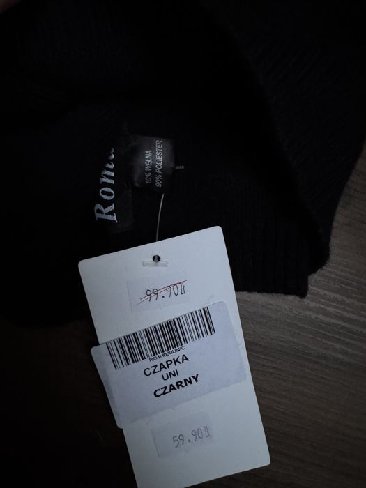Nowa z metką czarna czapka Gatta, wełna, pompon