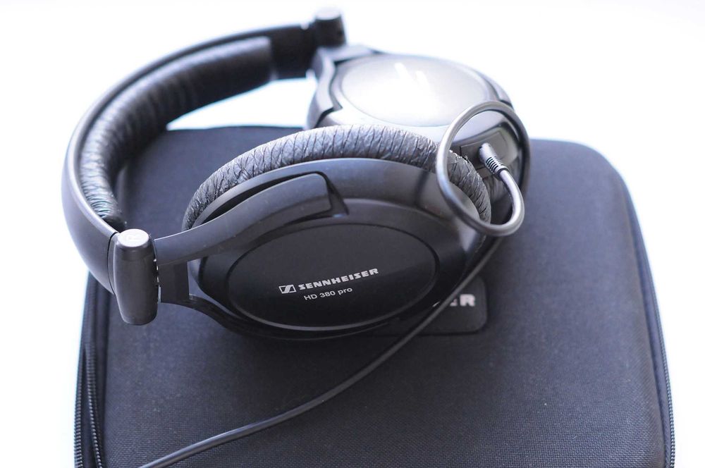 sennheiser hd 380 pro - Купити електроніку - Ціни на OLX.ua