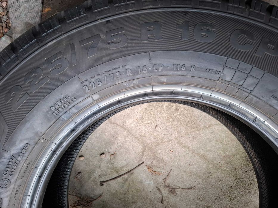Opony Continental 225 75 R 16 C