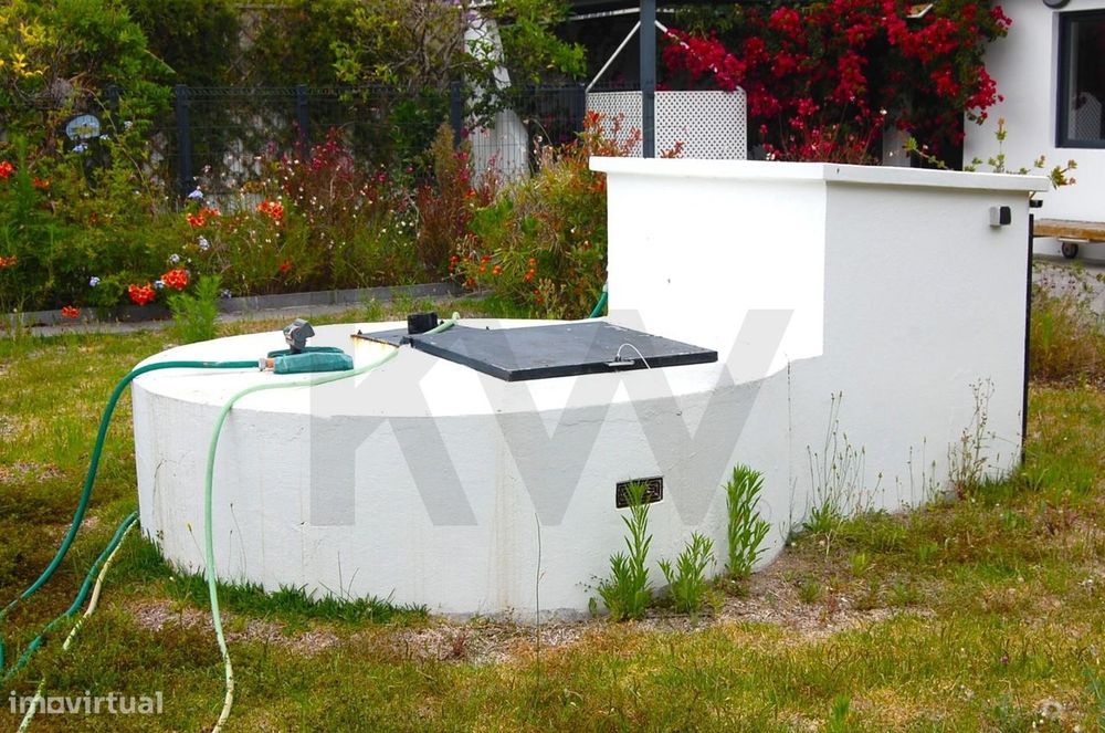Moradia Isolada T2 + 1 Totalmente Renovada em Colares - Mucifal
