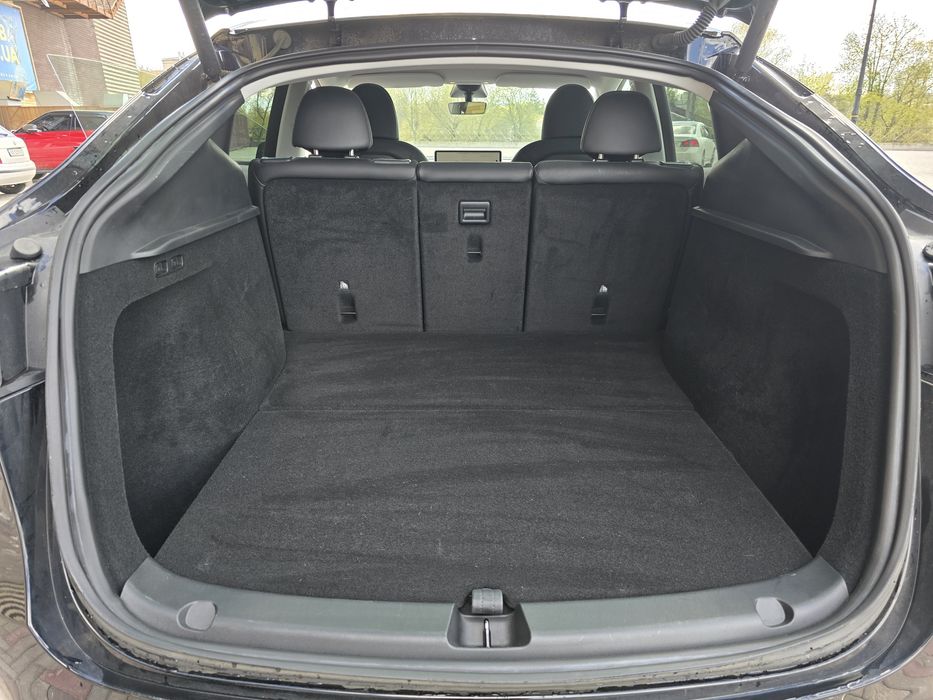 Продам авто Tesla model Y 2023р.