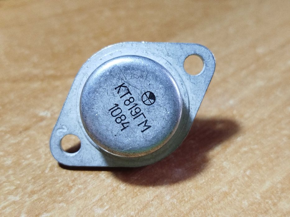 Транзистор кт819 детали ссср