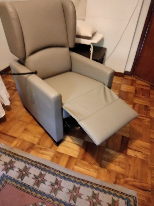 Poltrona elétrica Cosyup 2 motores