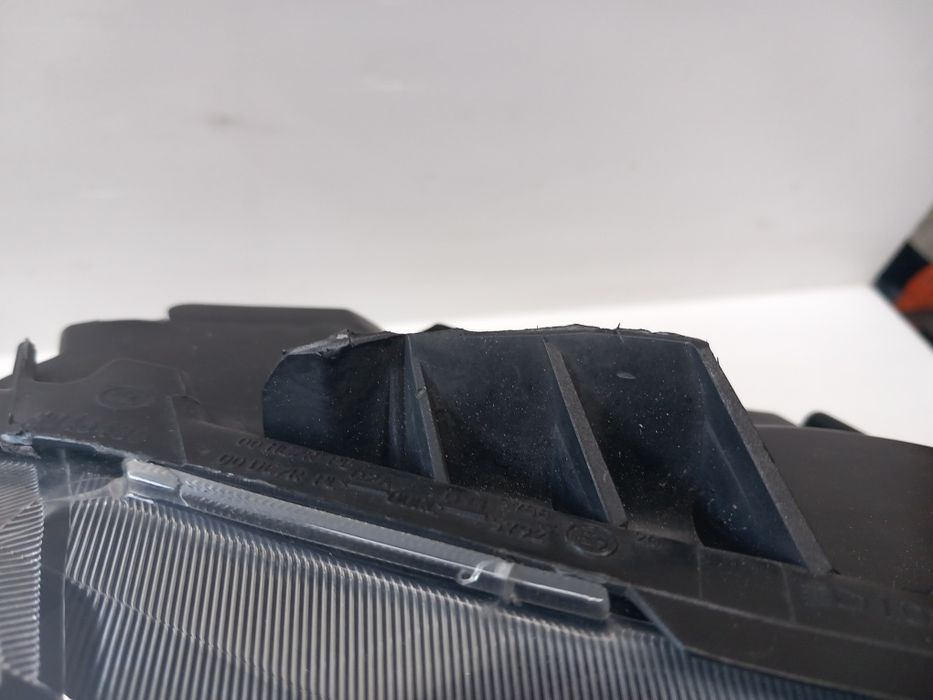 Otica direita Seat Ibiza 6J Xenon