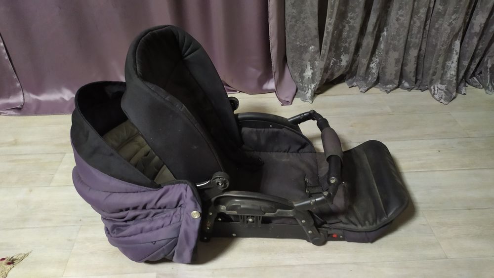Продам детскую коляску