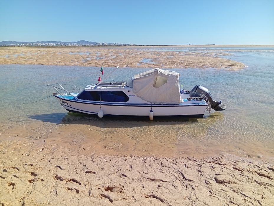 Venda de barco de recreio