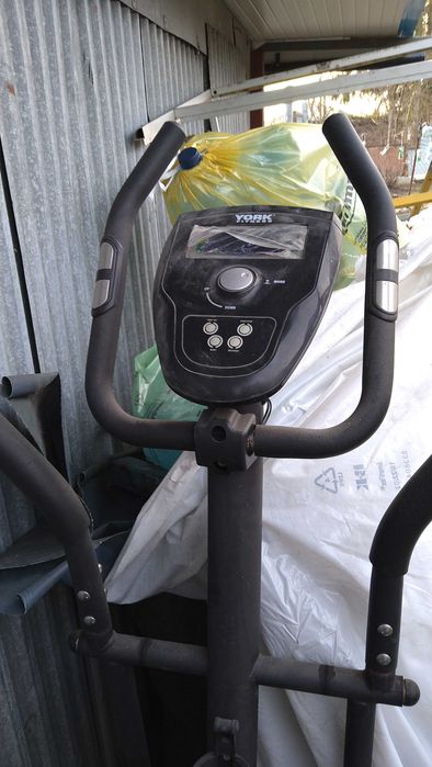 rower  treningowy orbitrek  magnetyczny york perform c210