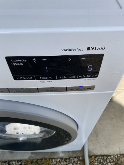 Pralka automatyczna Siemens IQ700.